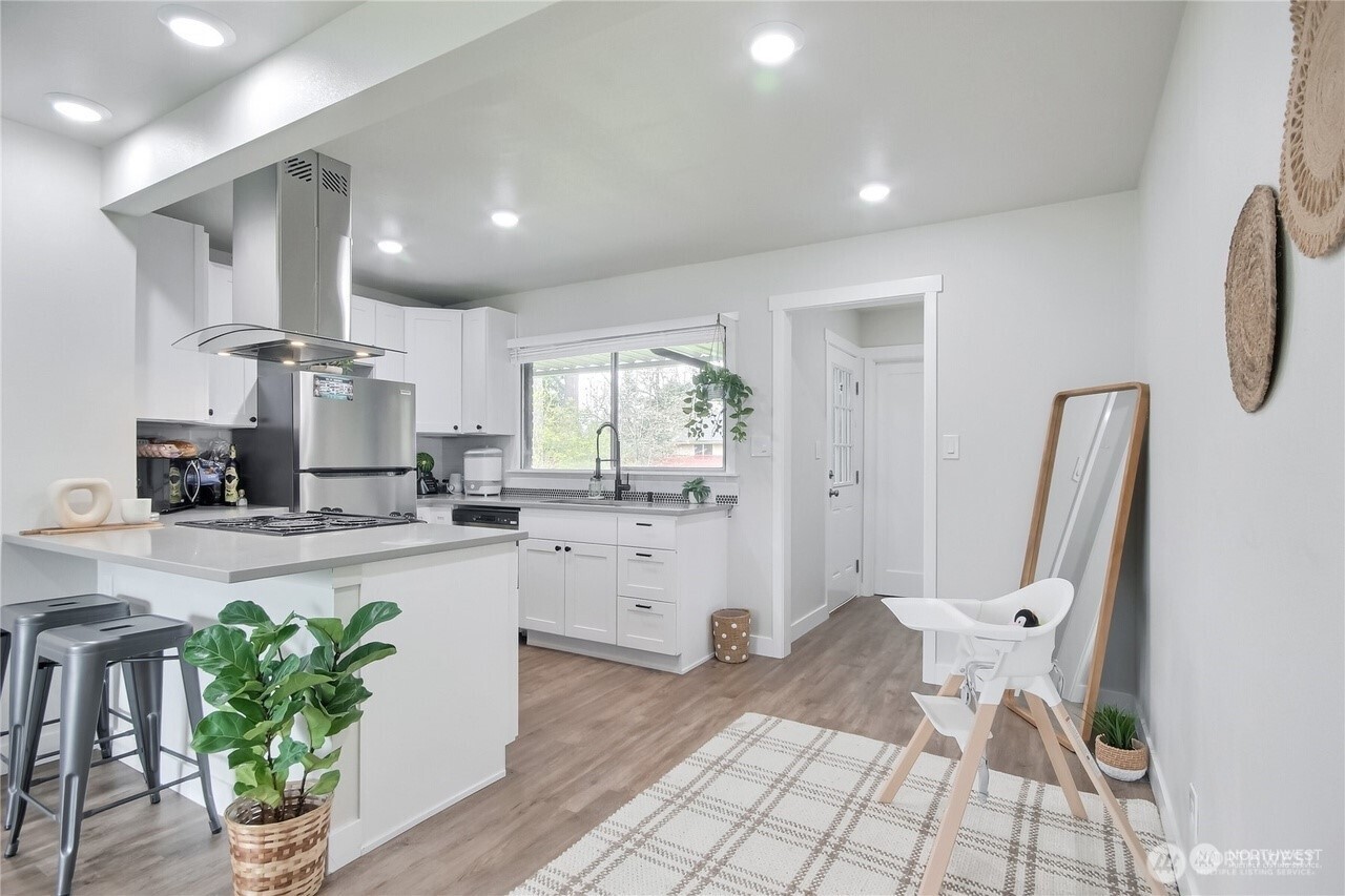 6801 -6803 Steilacoom Boulevard SW, Lakewood, WA 98499-2155