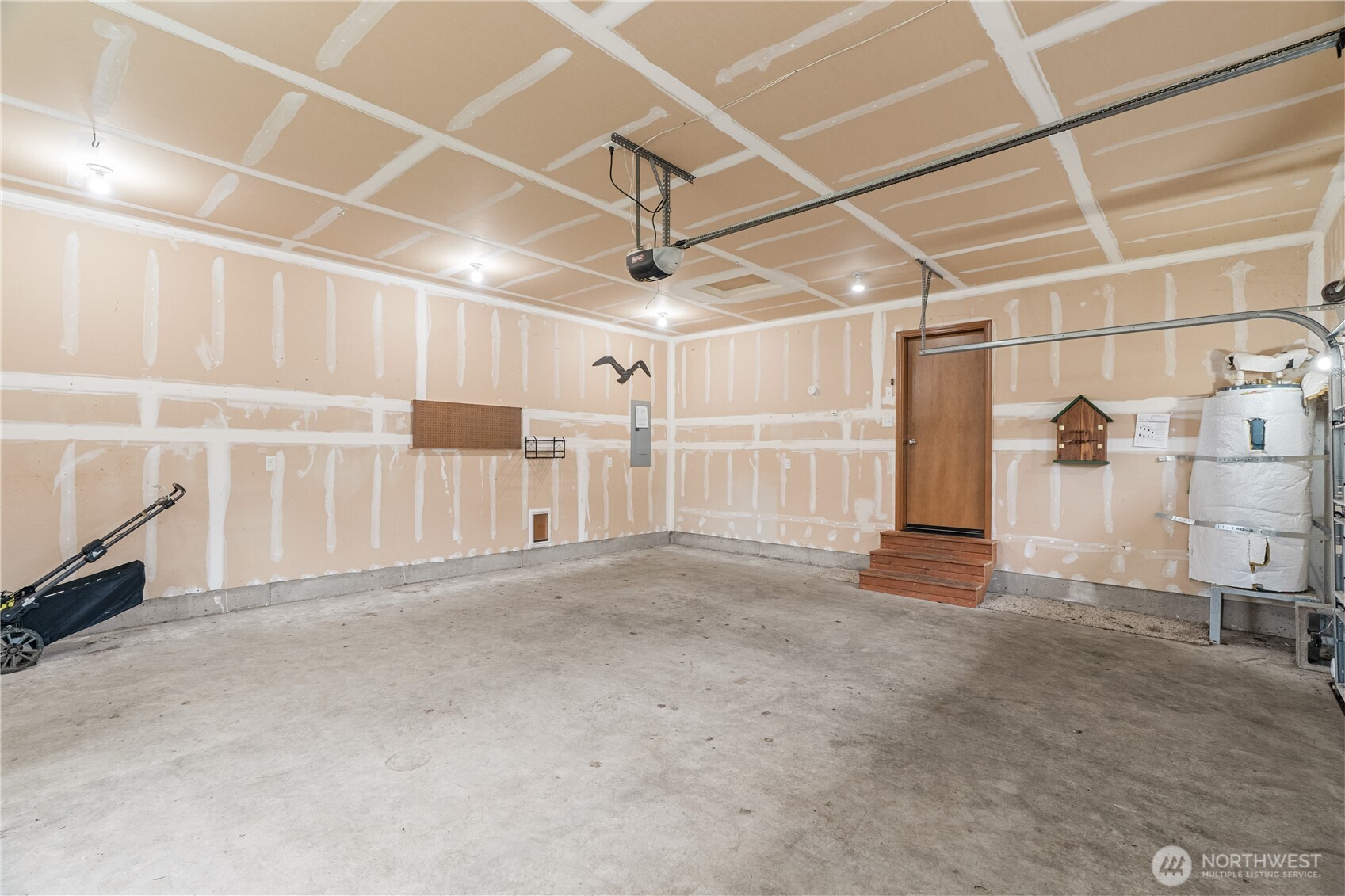 329 Cockle Street SW, Ocean Shores, WA 98569