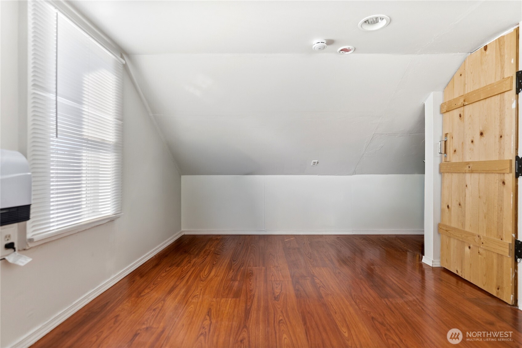 330 Edmonds Street , Omak, WA 98841