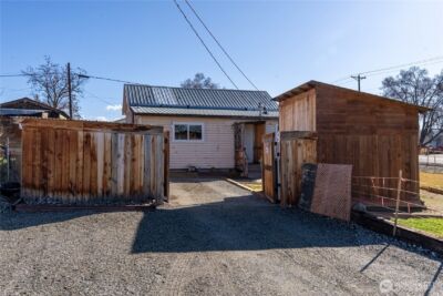 330 Edmonds Street , Omak, WA 98841 - Photo 5