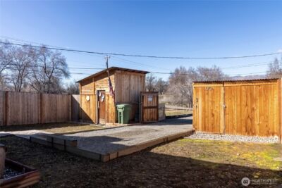 330 Edmonds Street , Omak, WA 98841 - Photo 7