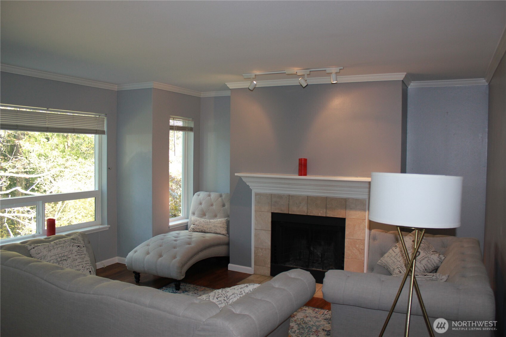 31500 33rd Place SW #N202, Federal Way, WA 98023