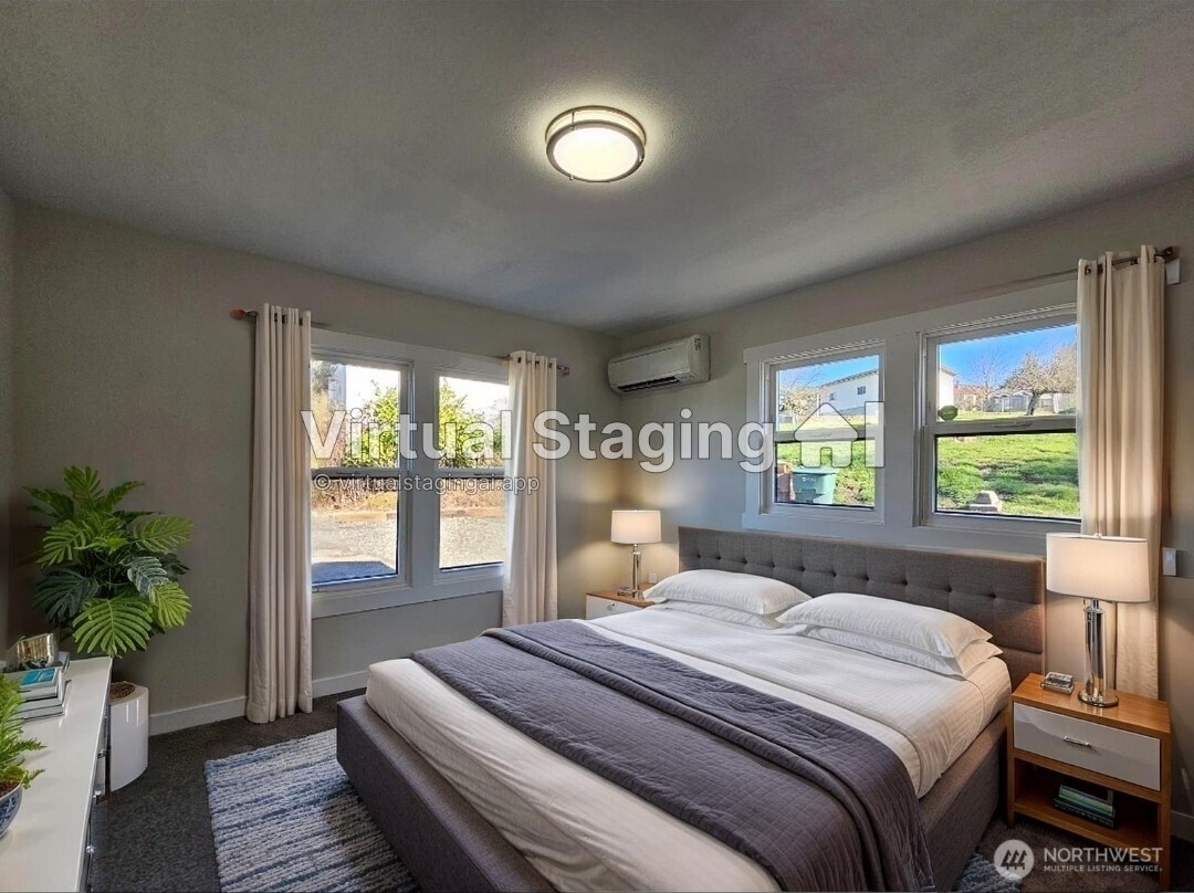 2914 Columbia Heights Road , Longview, WA 98632