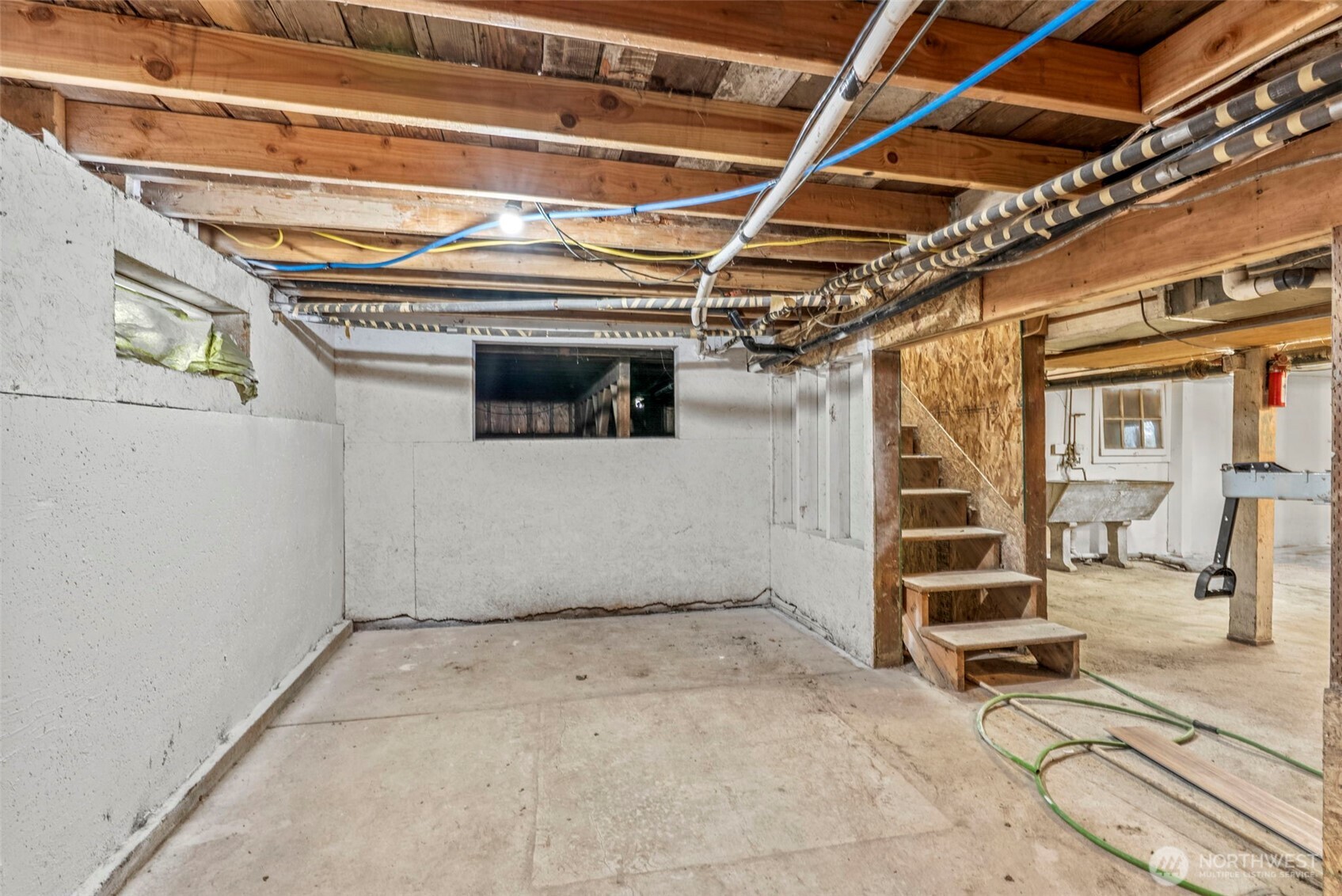 2914 Columbia Heights Road , Longview, WA 98632