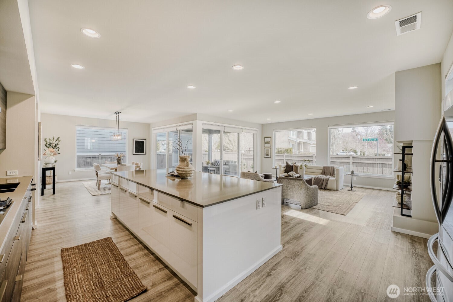 24818 237th Lane SE, Maple Valley, WA 98038