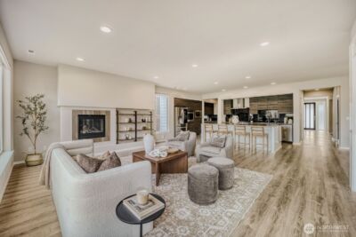 24818 237th Lane SE, Maple Valley, WA 98038 - Photo 4