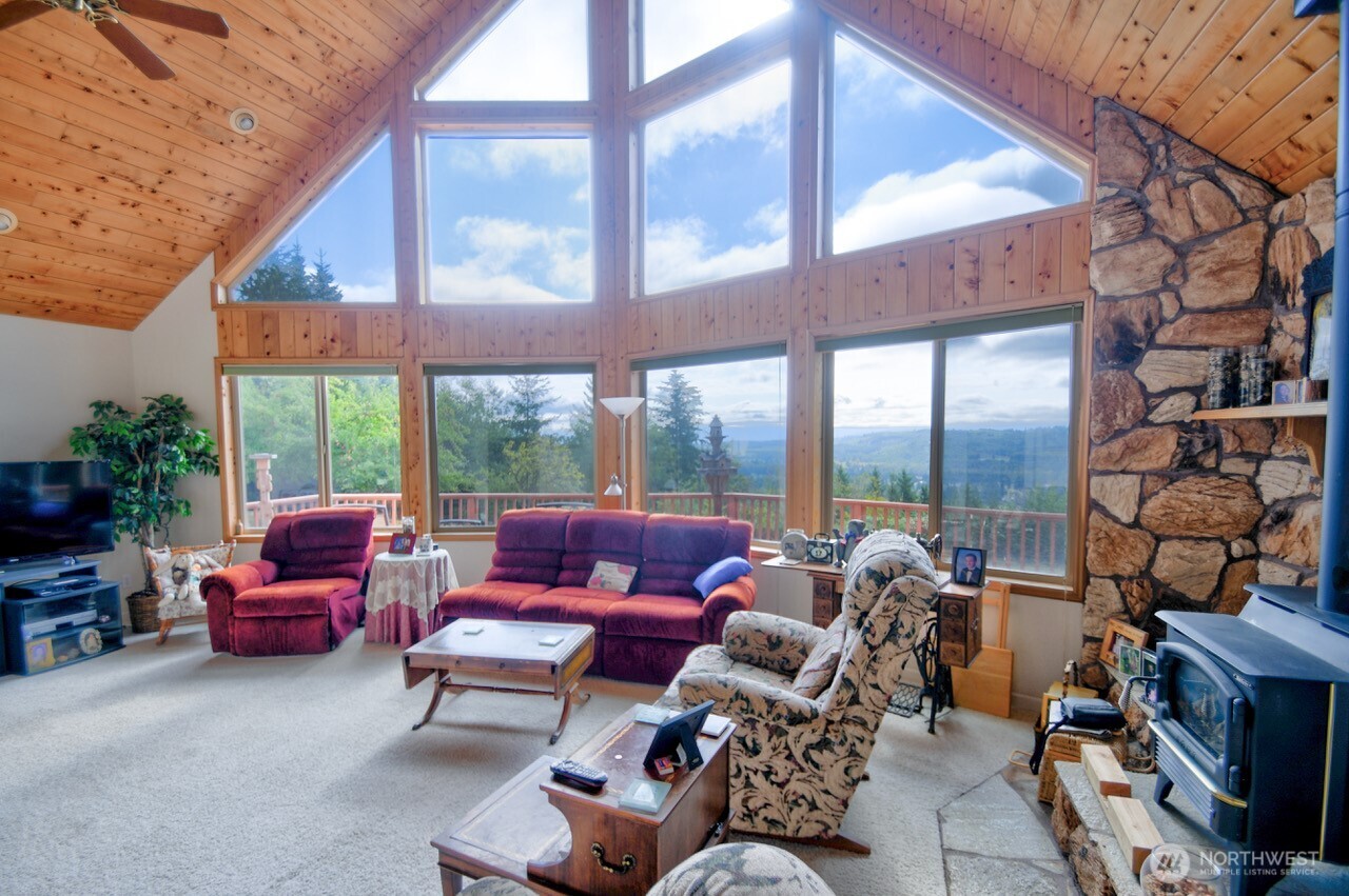 378 Burnt Ridge Road , Onalaska, WA 98570