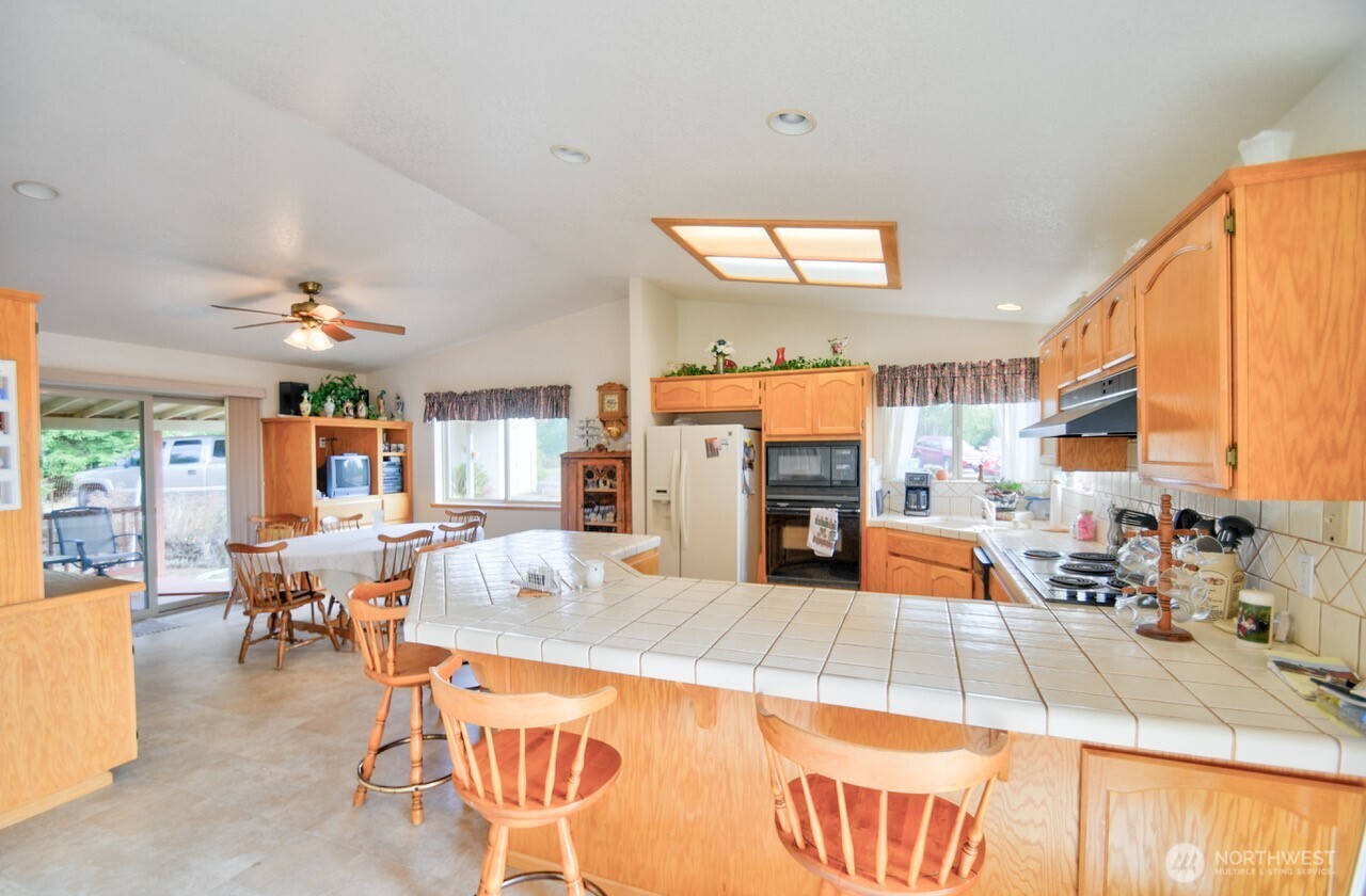 378 Burnt Ridge Road , Onalaska, WA 98570