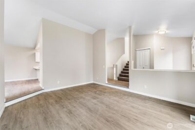 604 213TH Street SW, Bothell, WA 98021 - Photo 10