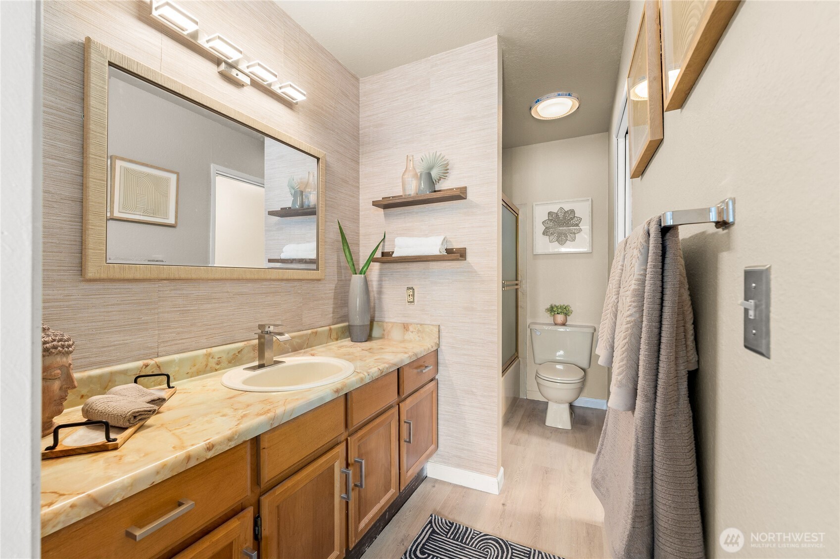 1175 Harrington Place NE #205, Renton, WA 98056