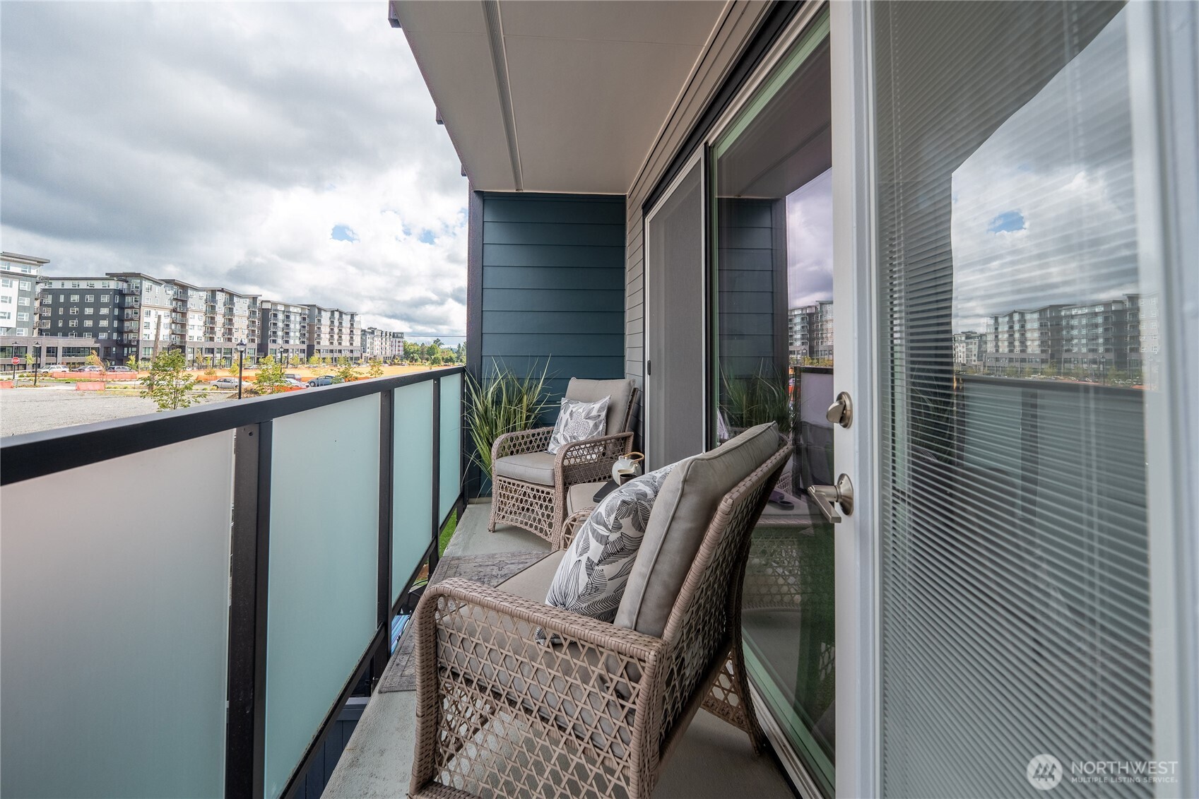 1175 Harrington Place NE #205, Renton, WA 98056