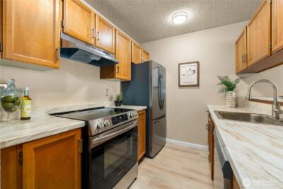 1175 Harrington Place NE #205, Renton, WA 98056 - Photo 5