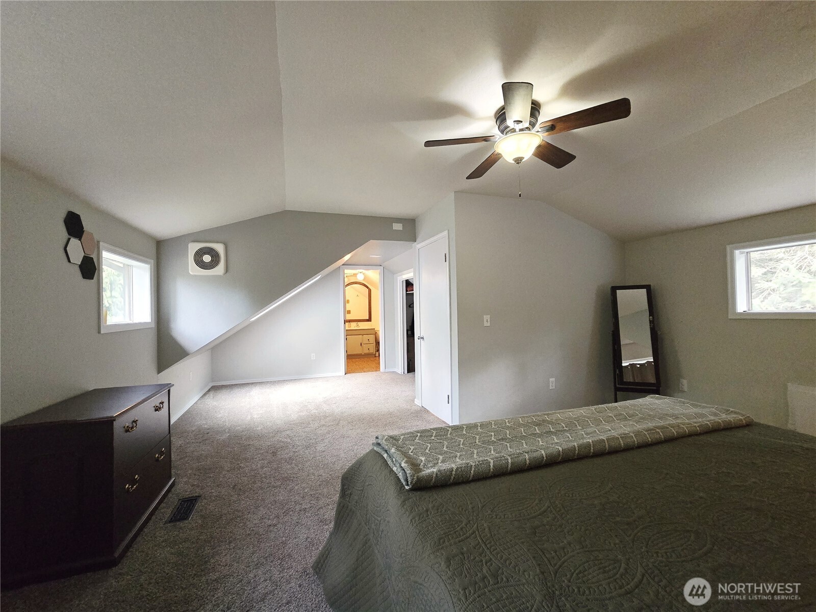 180 Skyline Drive , Port Angeles, WA 98362