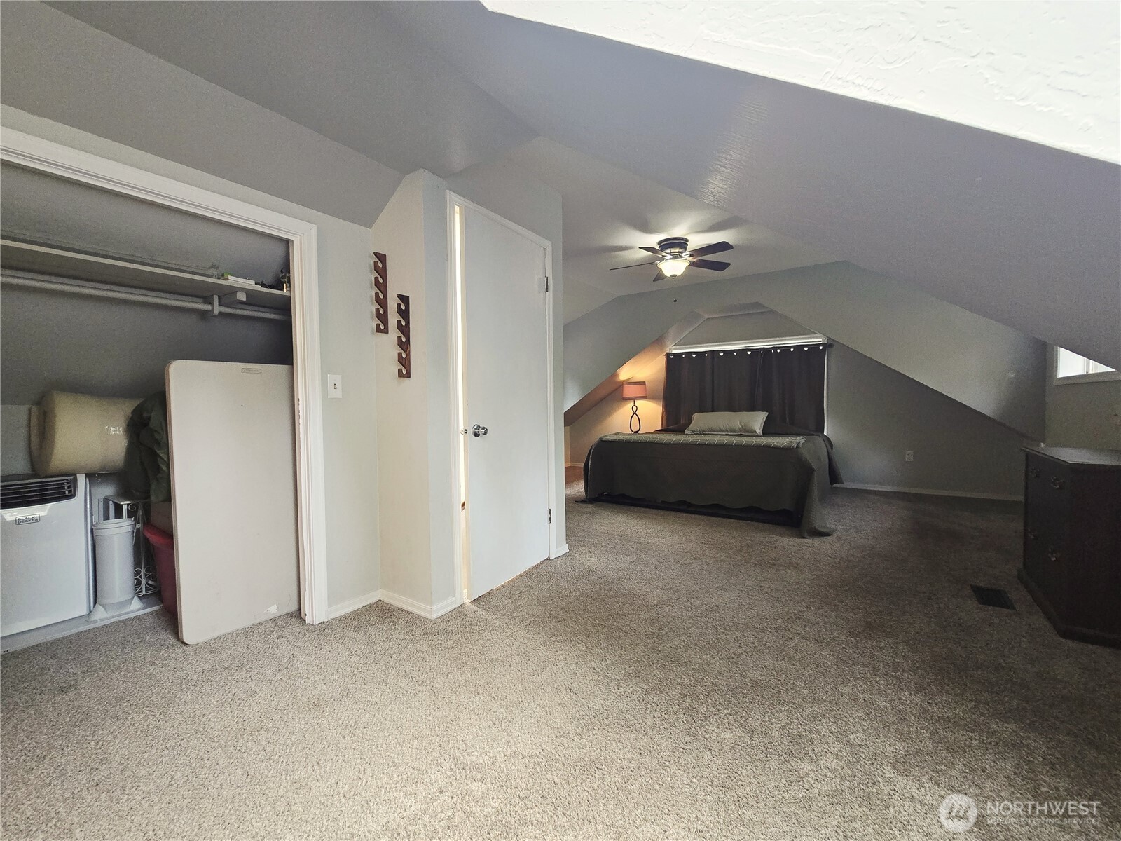 180 Skyline Drive , Port Angeles, WA 98362