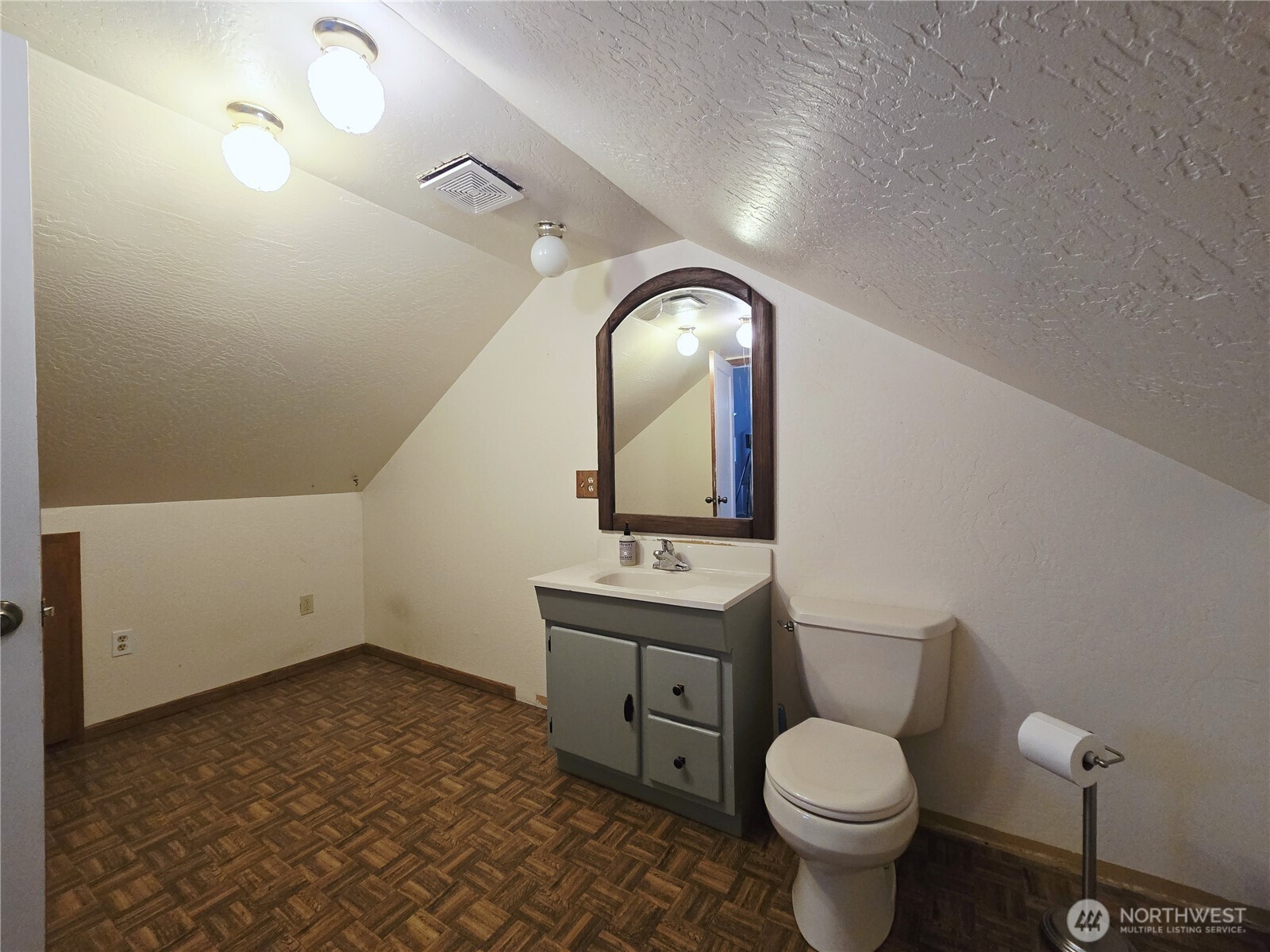 180 Skyline Drive , Port Angeles, WA 98362