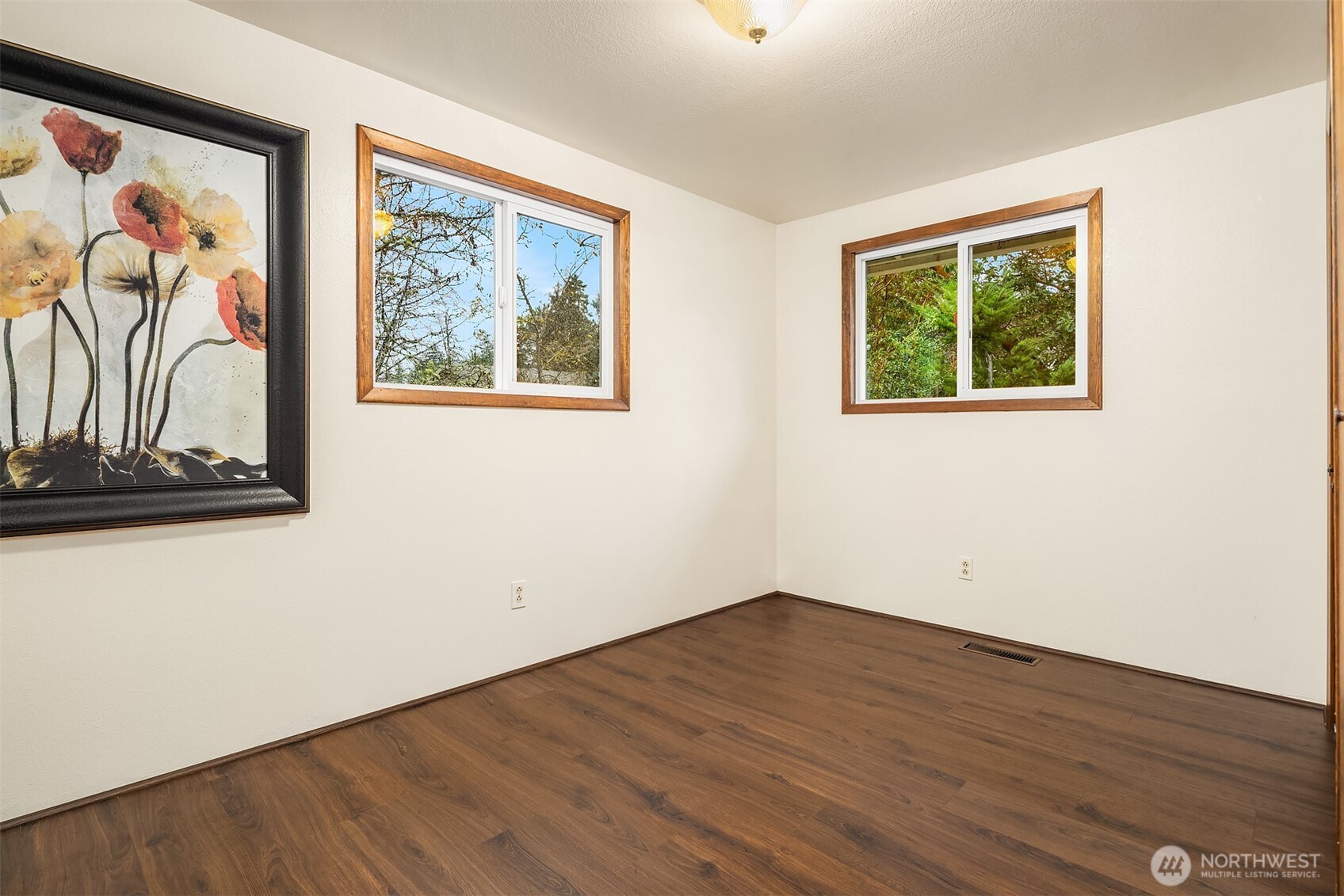 609 NW Broadway Street , Coupeville, WA 98239