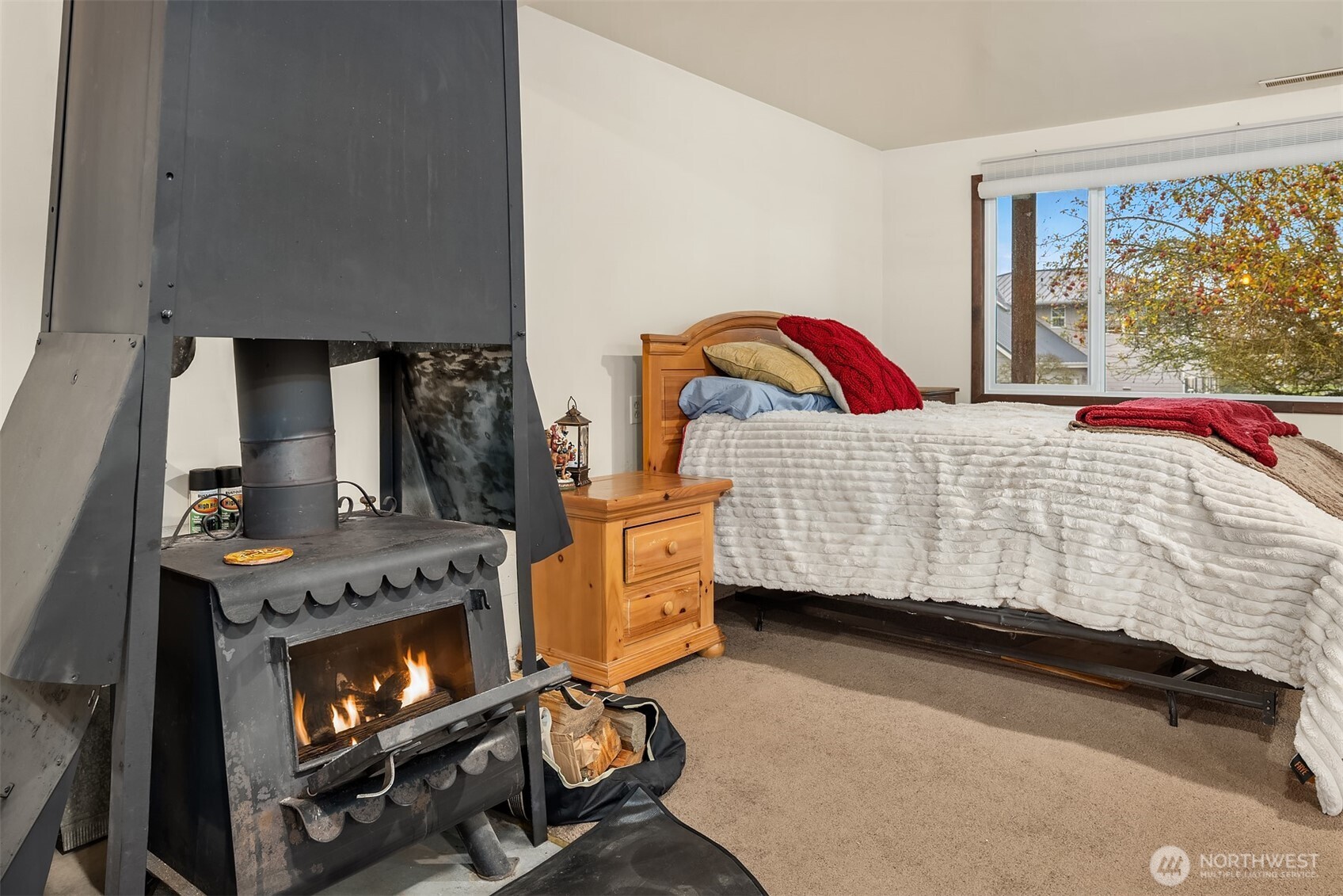 609 NW Broadway Street , Coupeville, WA 98239