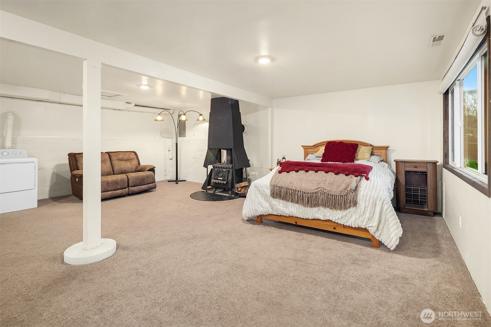 609 NW Broadway Street , Coupeville, WA 98239