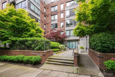 4547 8th Avenue NE #308, Seattle, WA 98105