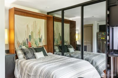 4547 8th Avenue NE #308, Seattle, WA 98105 - Photo 13