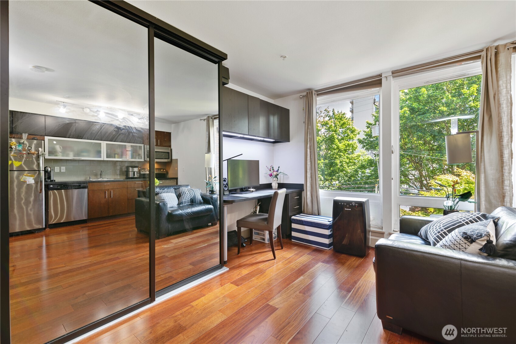 4547 8th Avenue NE #308, Seattle, WA 98105