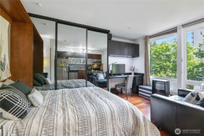 4547 8th Avenue NE #308, Seattle, WA 98105 - Photo 15