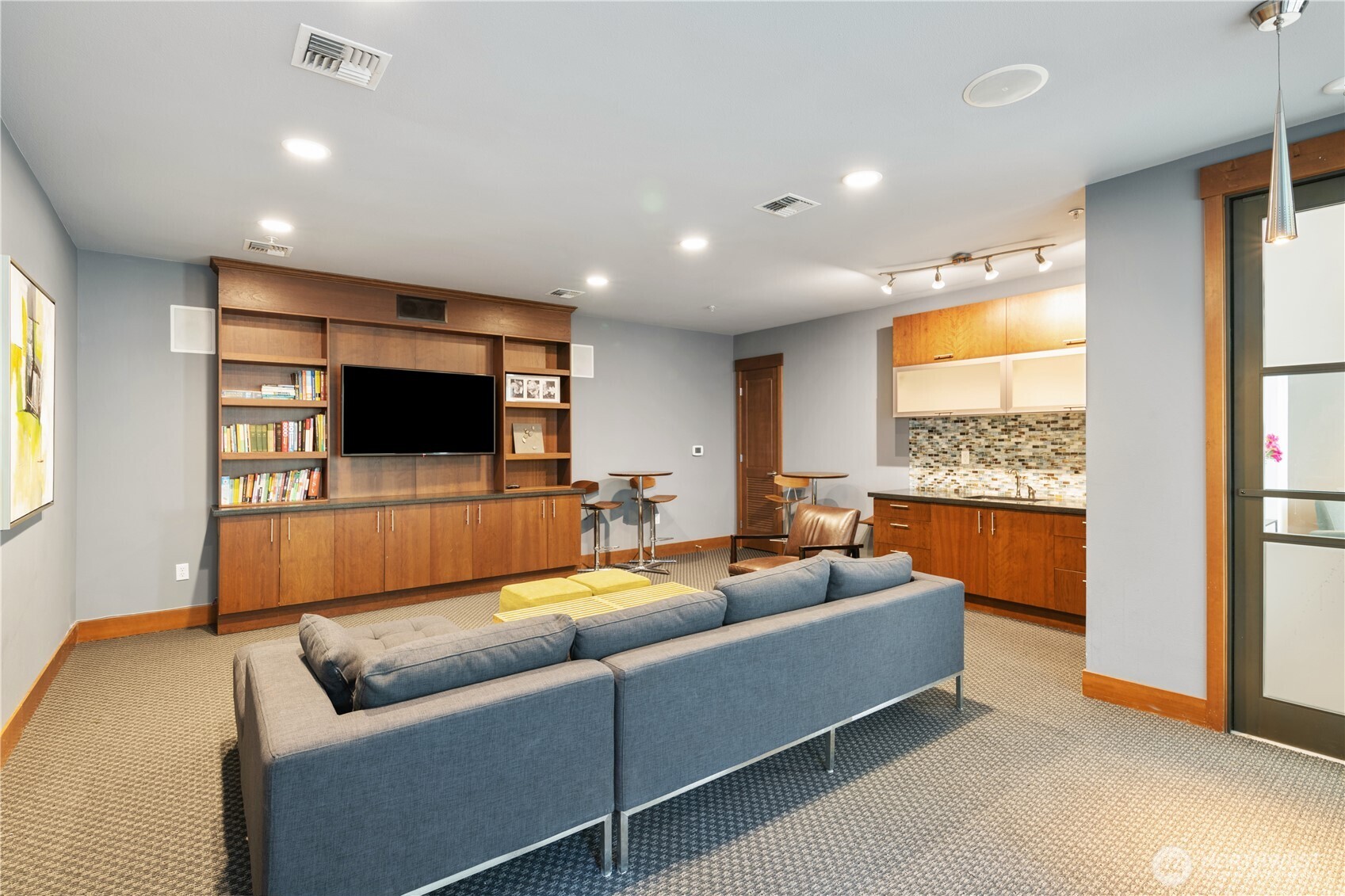 4547 8th Avenue NE #308, Seattle, WA 98105