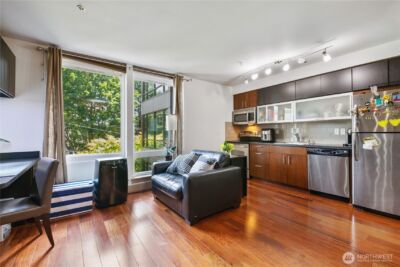 4547 8th Avenue NE #308, Seattle, WA 98105 - Photo 8