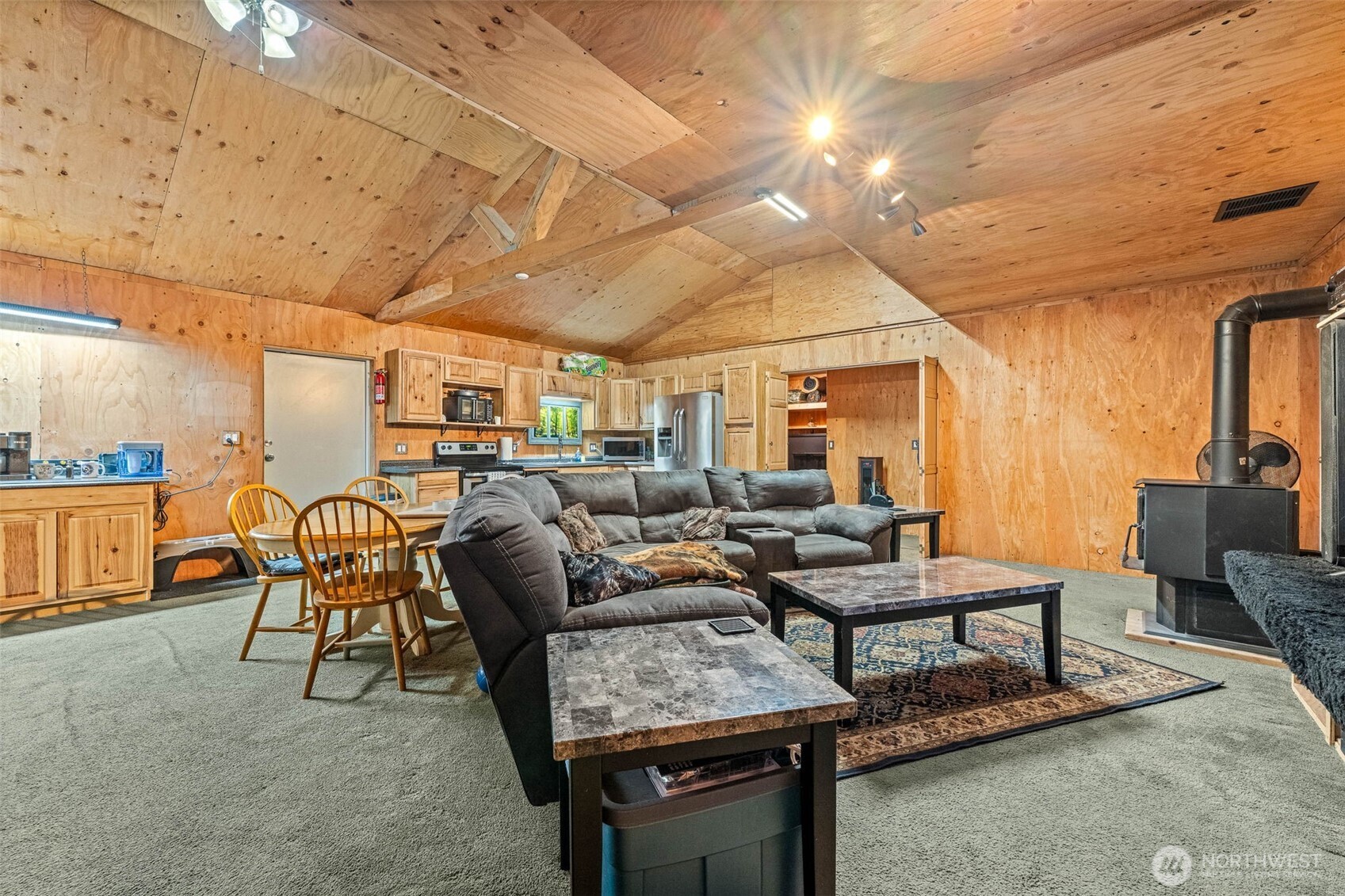 81 E Burrows Lane , Shelton, WA 98584