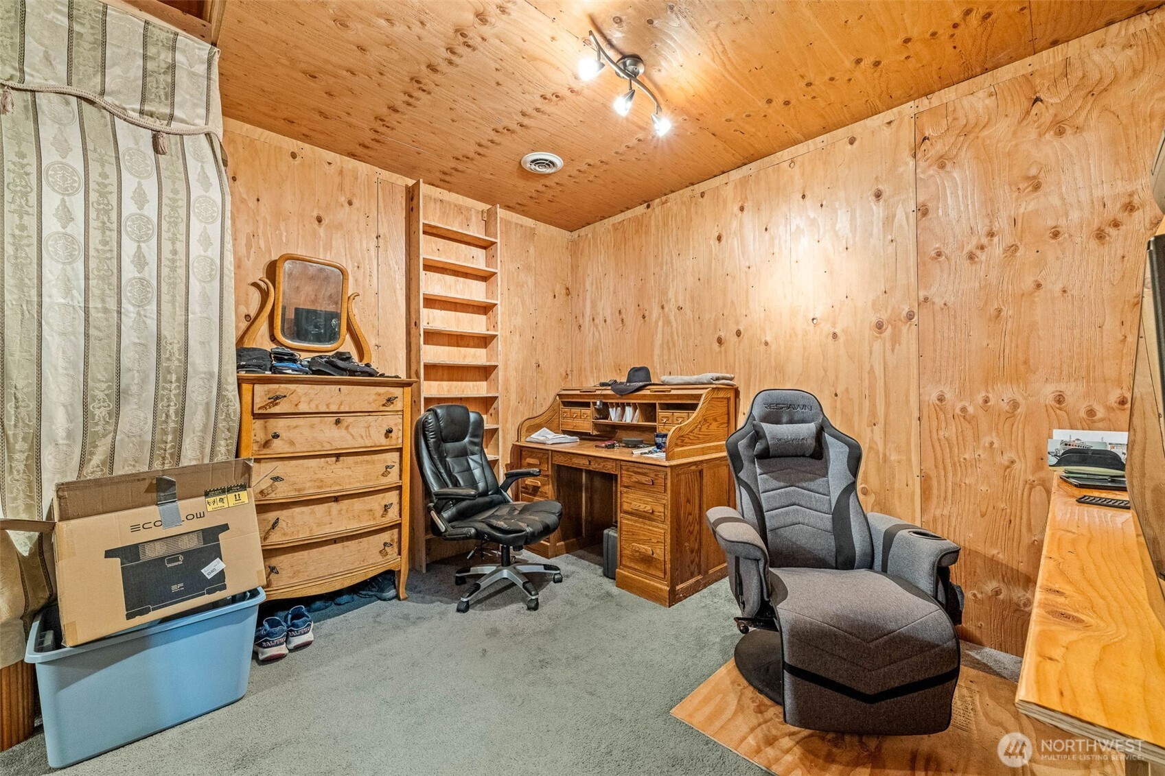 81 E Burrows Lane , Shelton, WA 98584