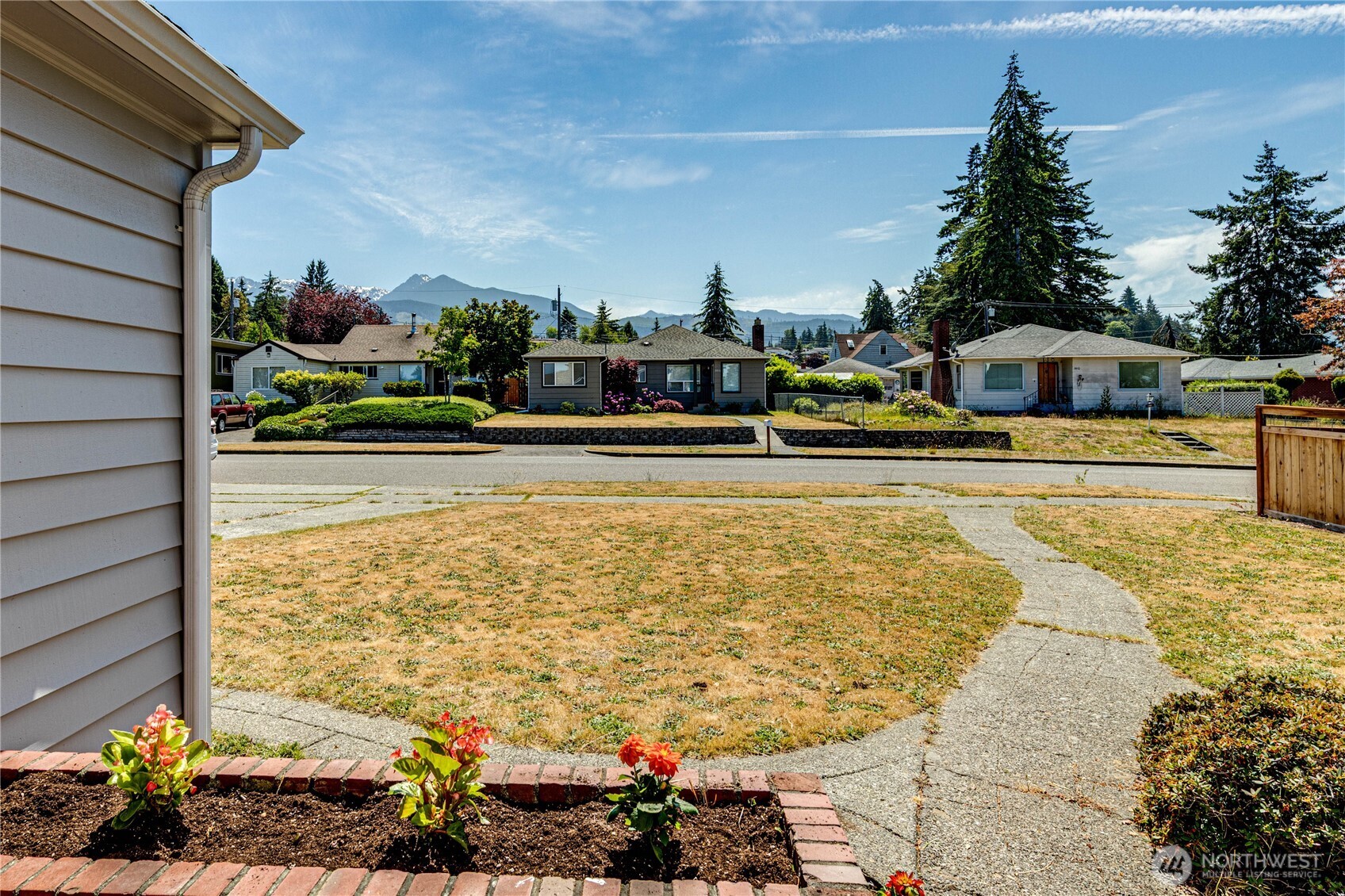 1415 E 2nd Street , Port Angeles, WA 98362