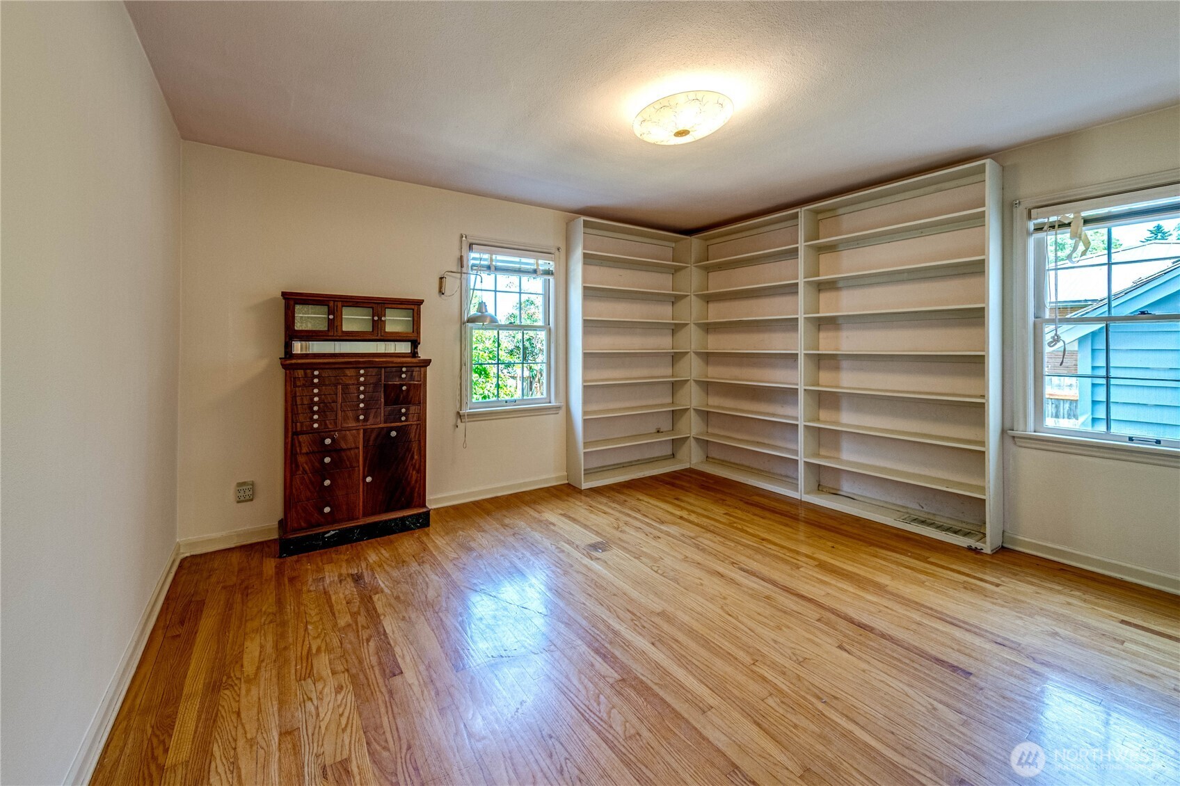 1415 E 2nd Street , Port Angeles, WA 98362