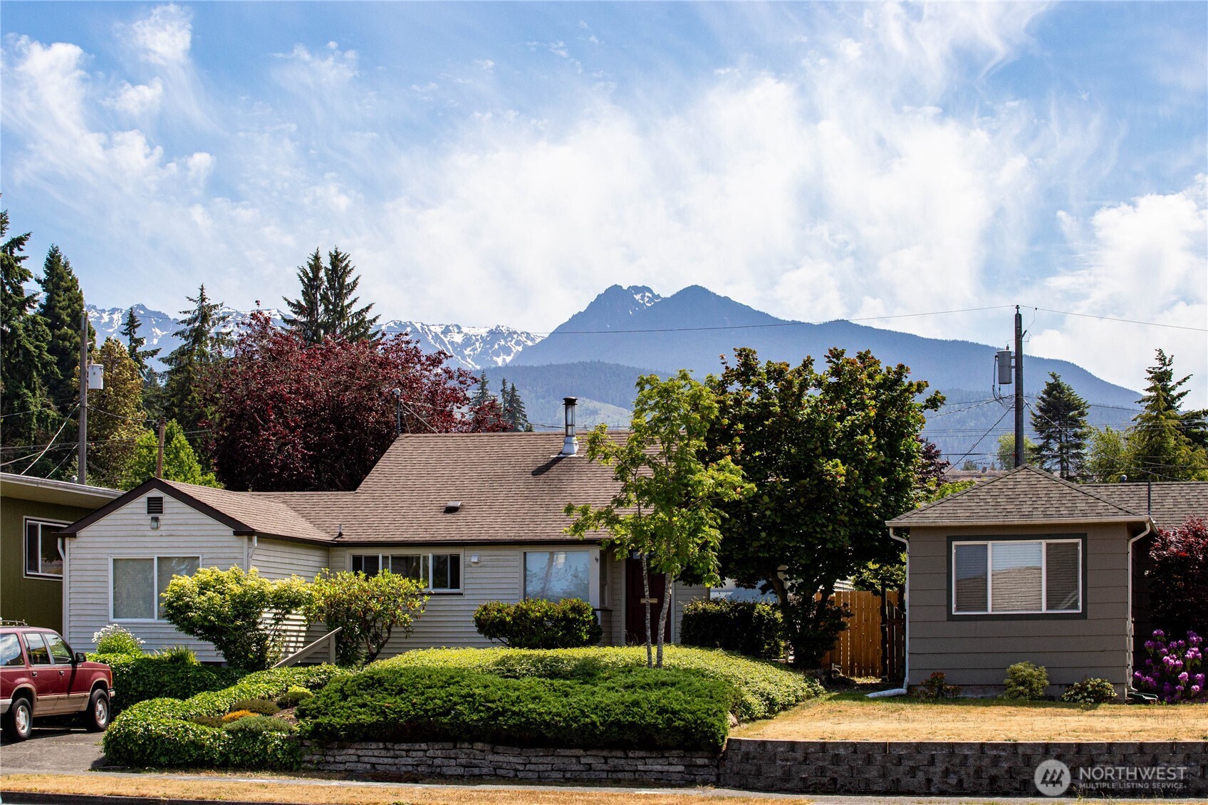 1415 E 2nd Street , Port Angeles, WA 98362