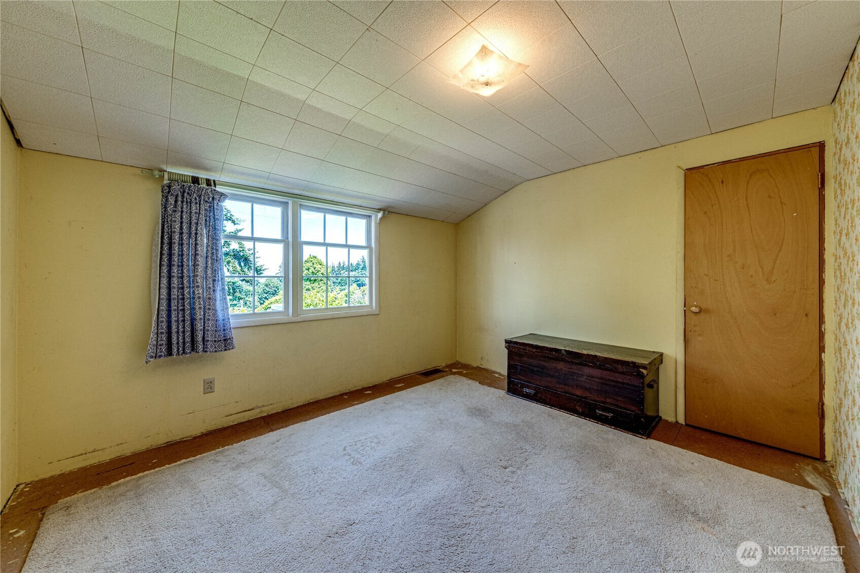 1415 E 2nd Street , Port Angeles, WA 98362