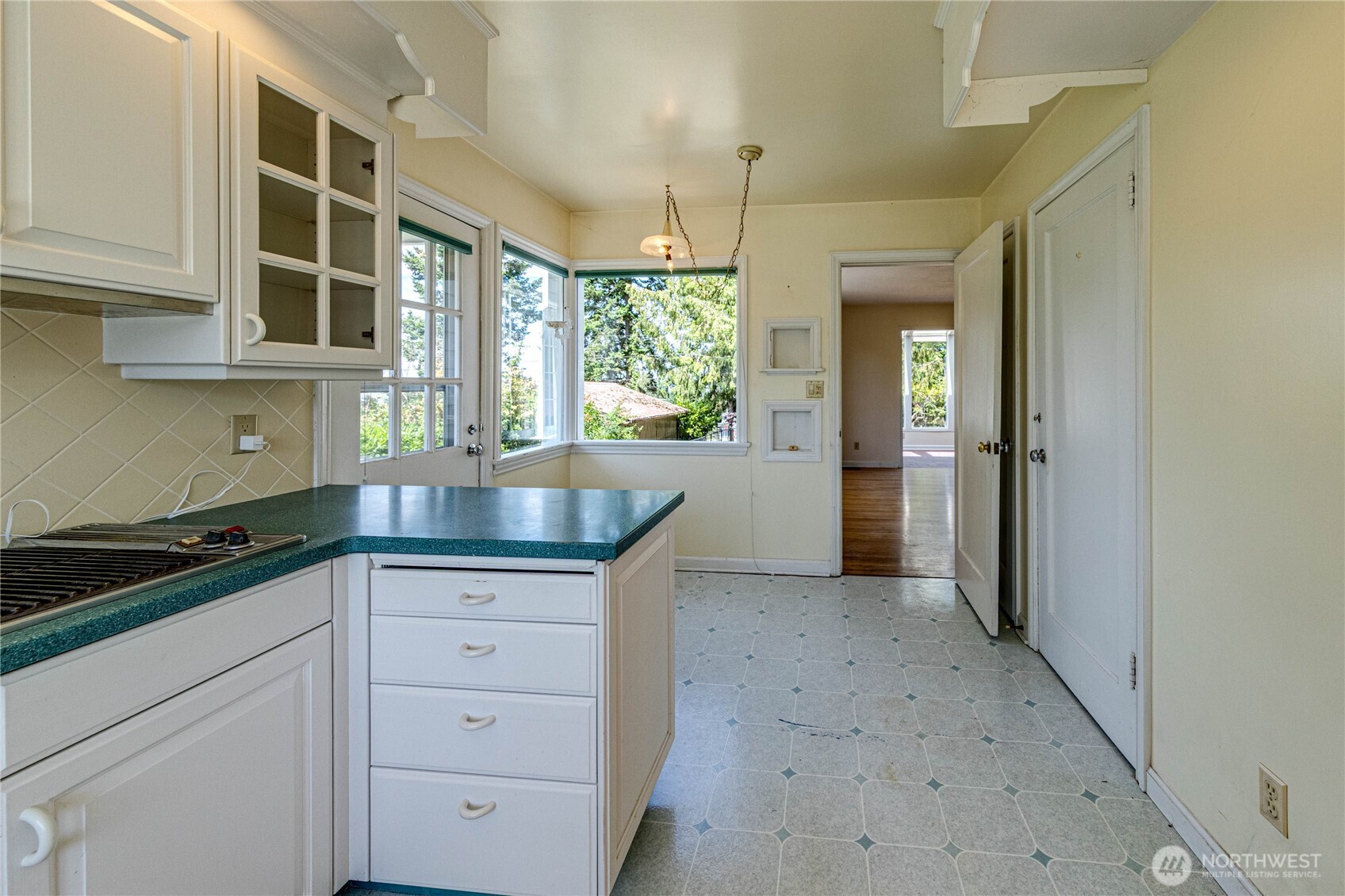 1415 E 2nd Street , Port Angeles, WA 98362