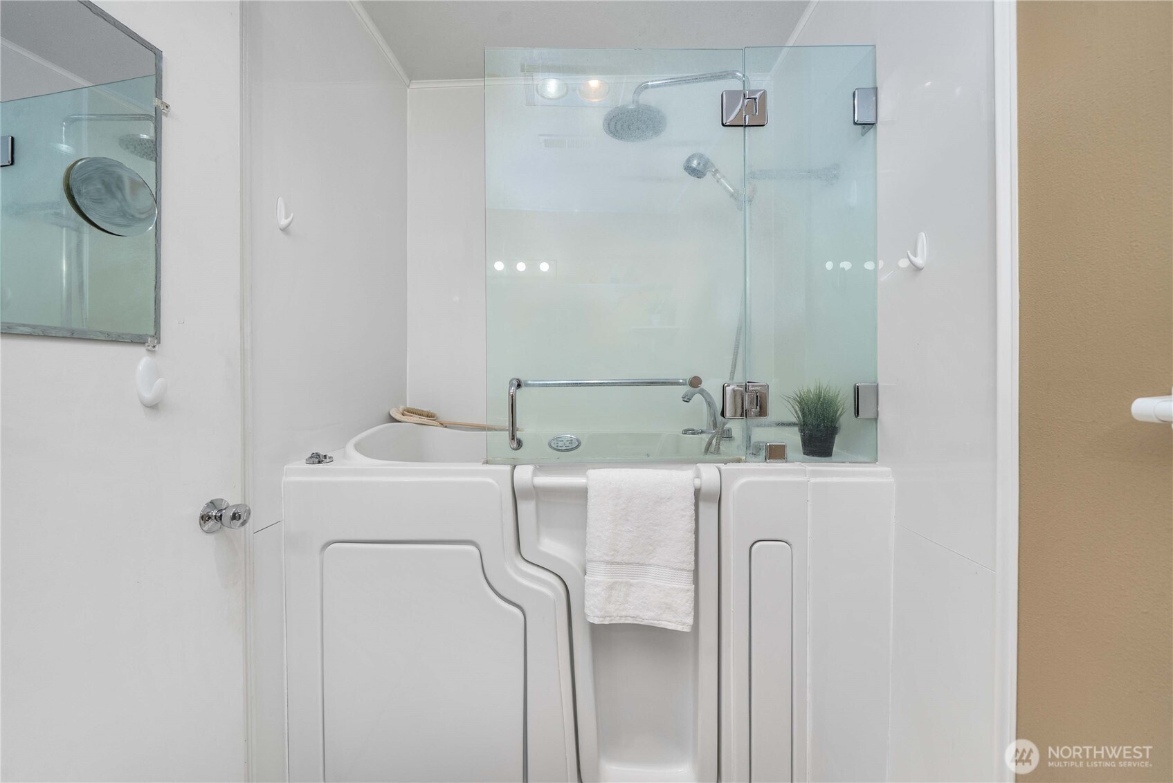 1425 33rd Street SE, Auburn, WA 98002