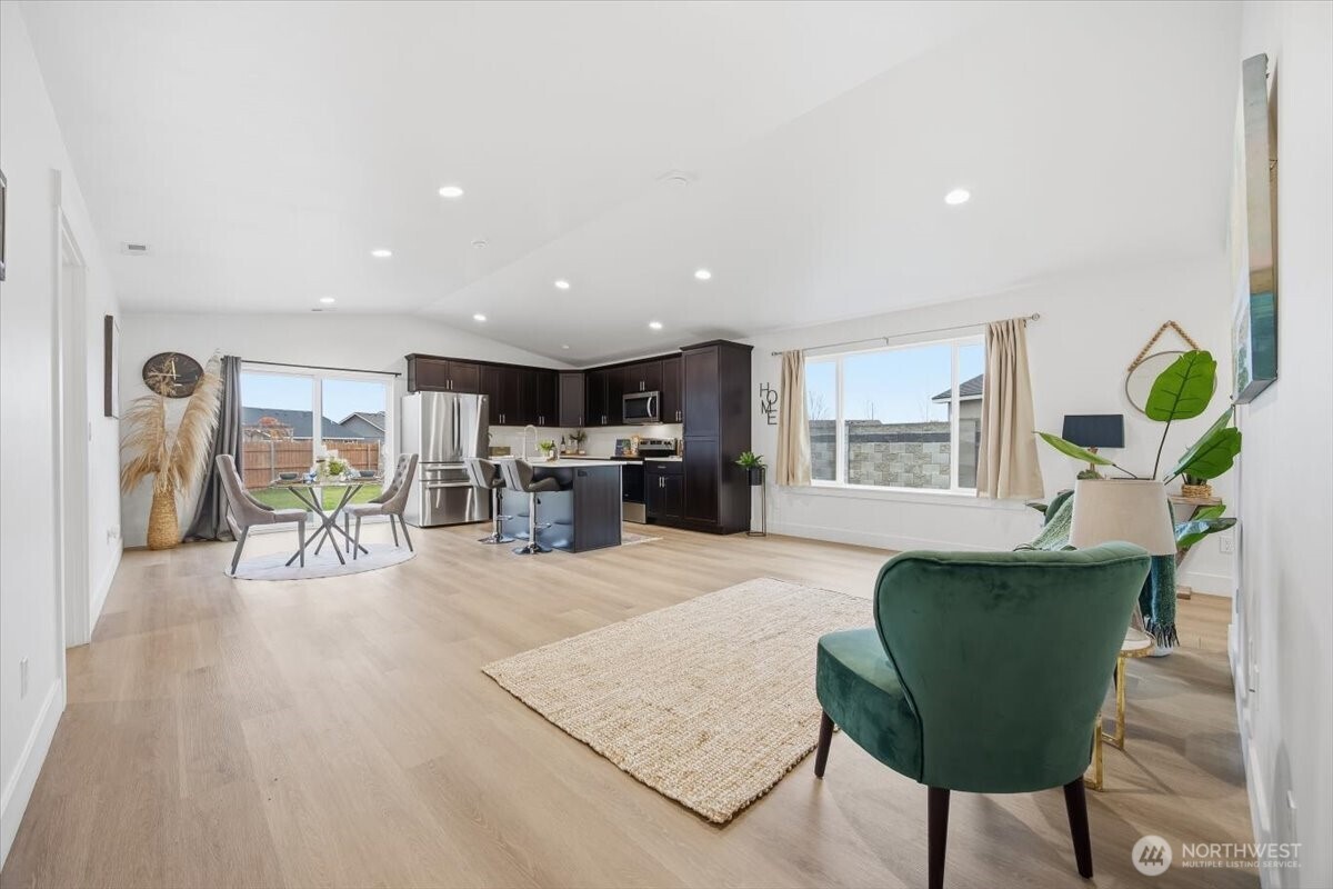 501 Rama Court , Pasco, WA 99301