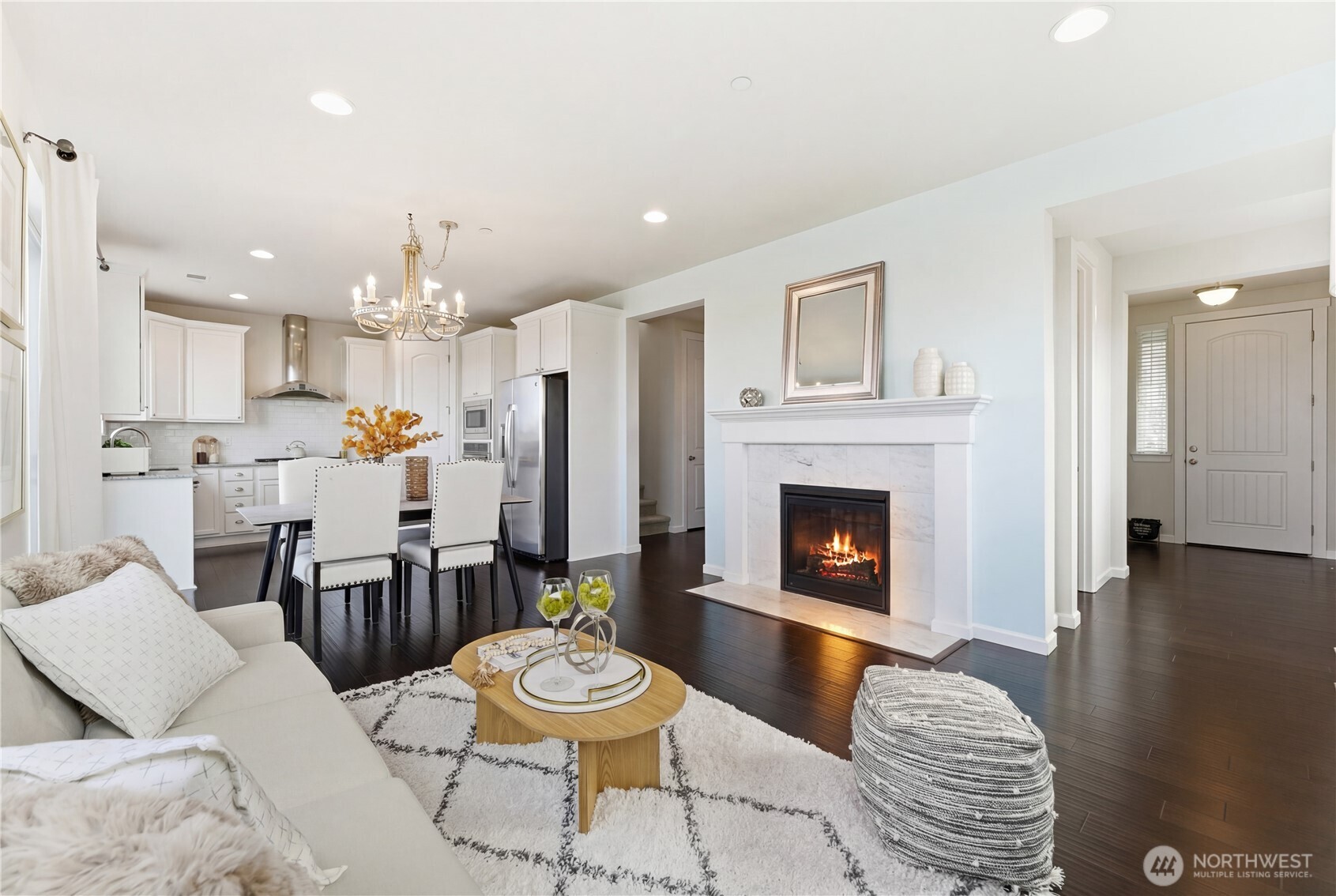 8218 NE 196 Street , Kenmore, WA 98028