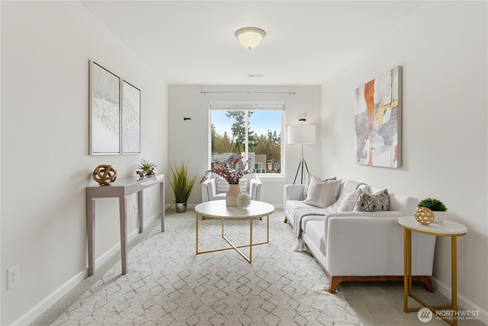 8218 NE 196 Street , Kenmore, WA 98028