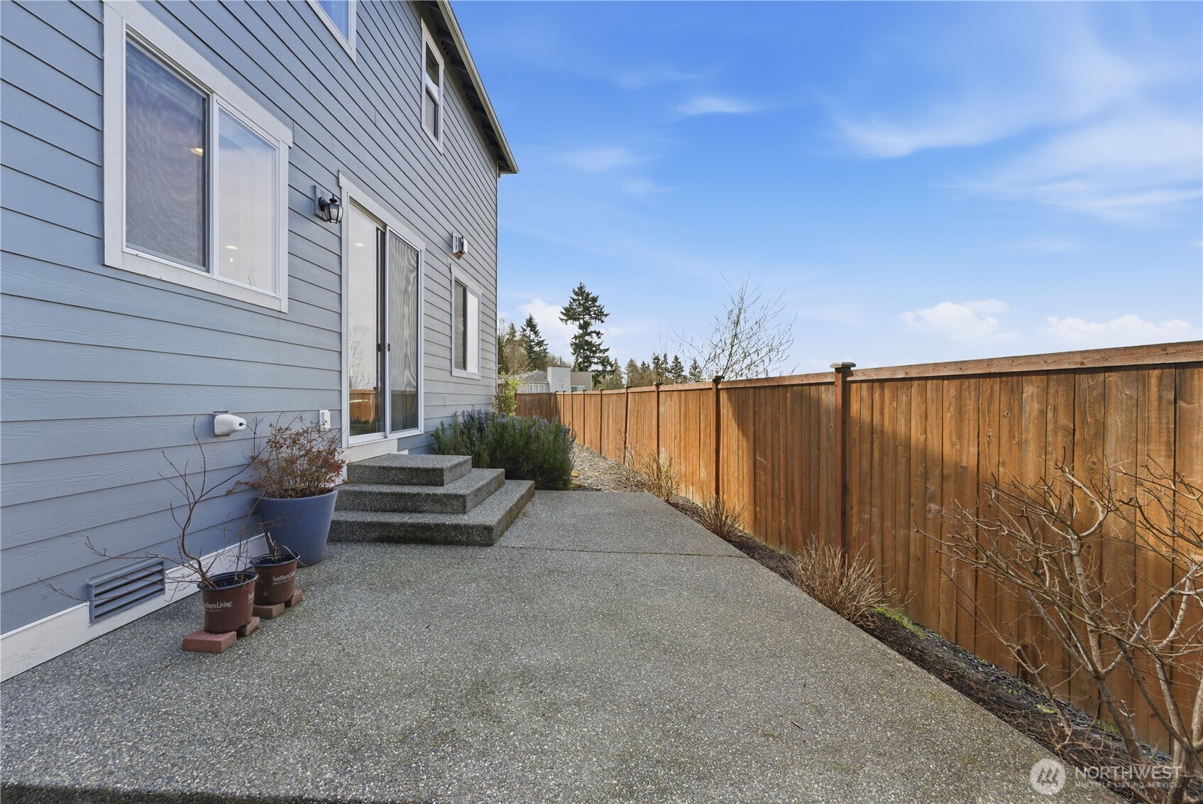 8218 NE 196 Street , Kenmore, WA 98028