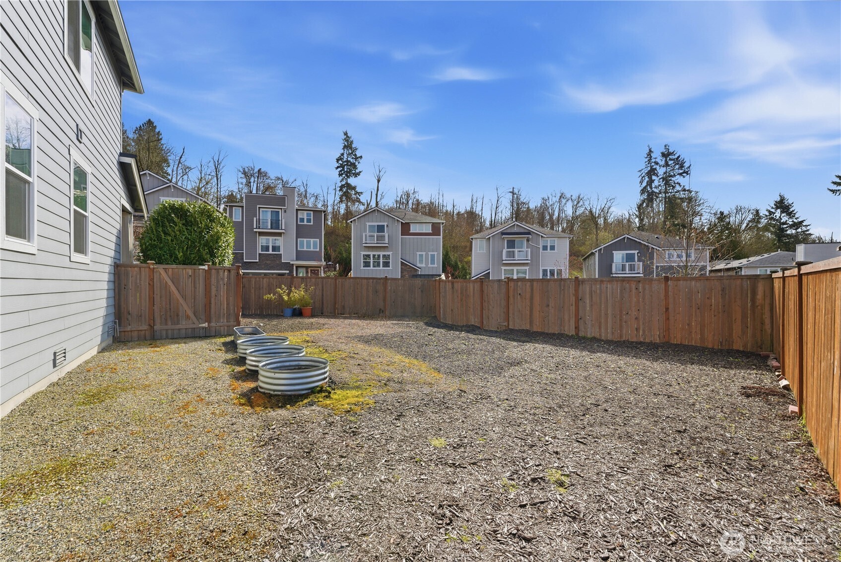 8218 NE 196 Street , Kenmore, WA 98028