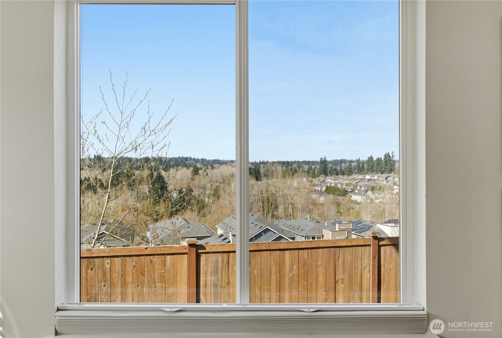 8218 NE 196 Street , Kenmore, WA 98028