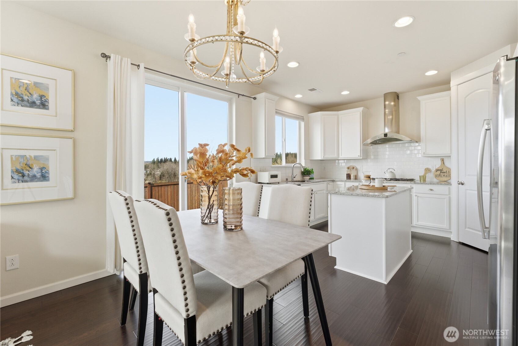 8218 NE 196 Street , Kenmore, WA 98028