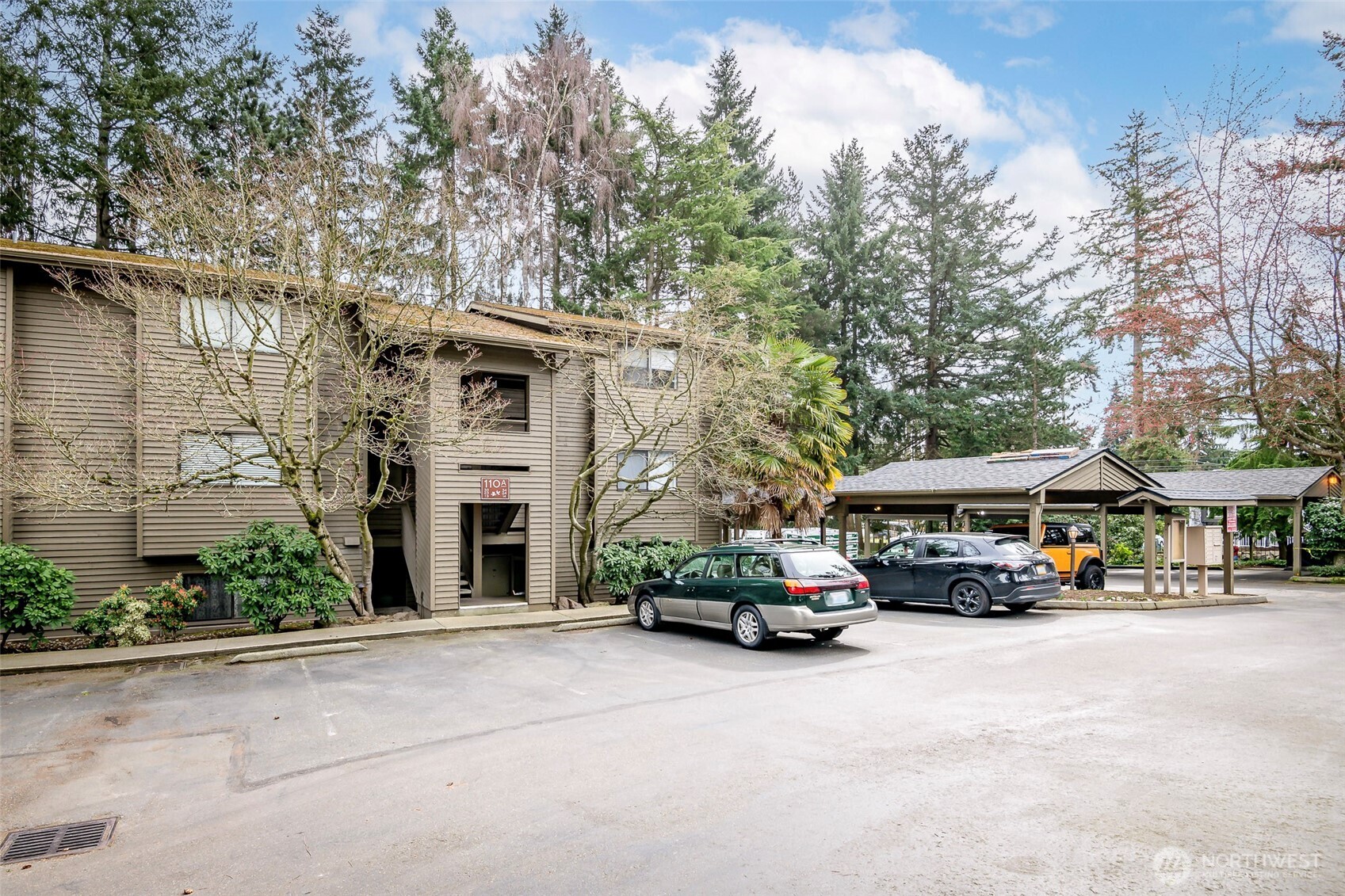 110 SW 116th Street #A13, Seattle, WA 98146