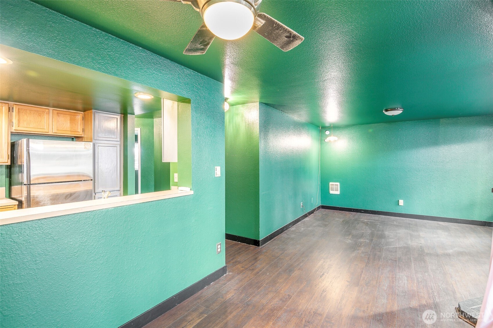 110 SW 116th Street #A13, Seattle, WA 98146