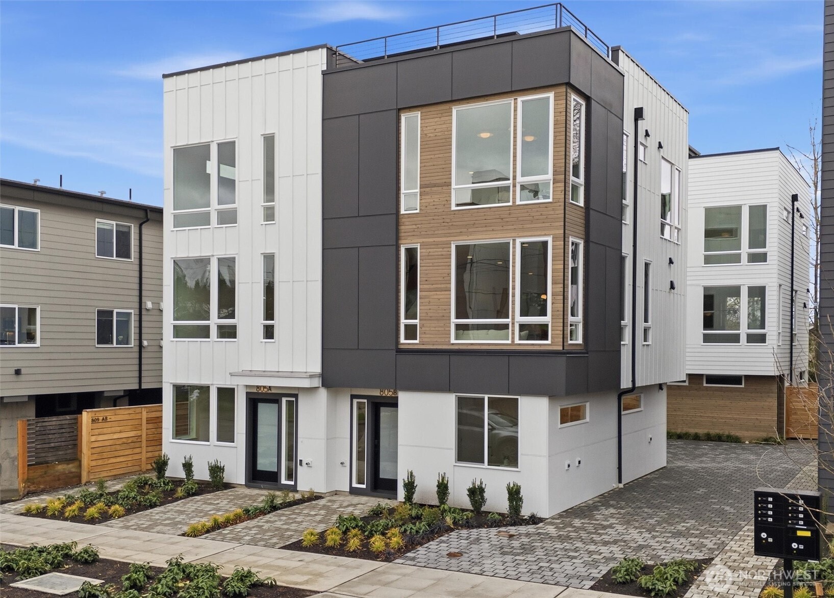 805 NW 63rd Street #B, Seattle, WA 98107