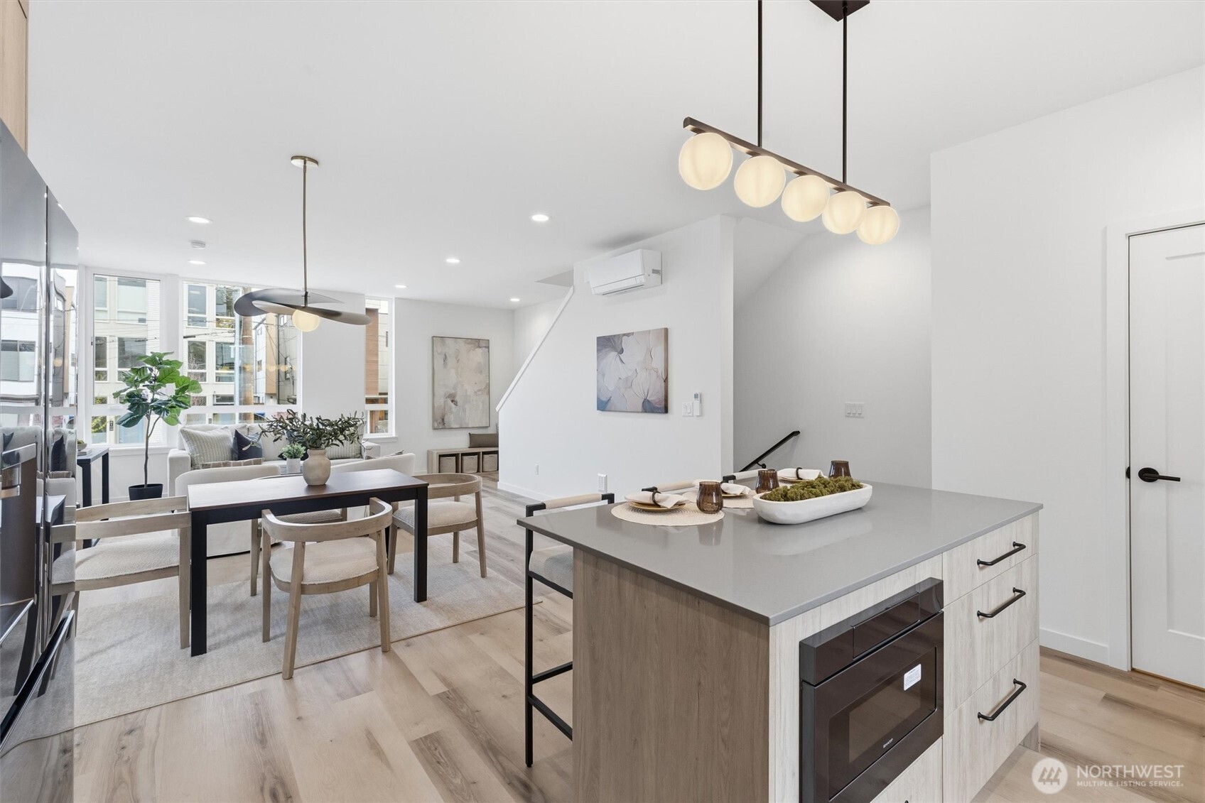 805 NW 63rd Street #B, Seattle, WA 98107