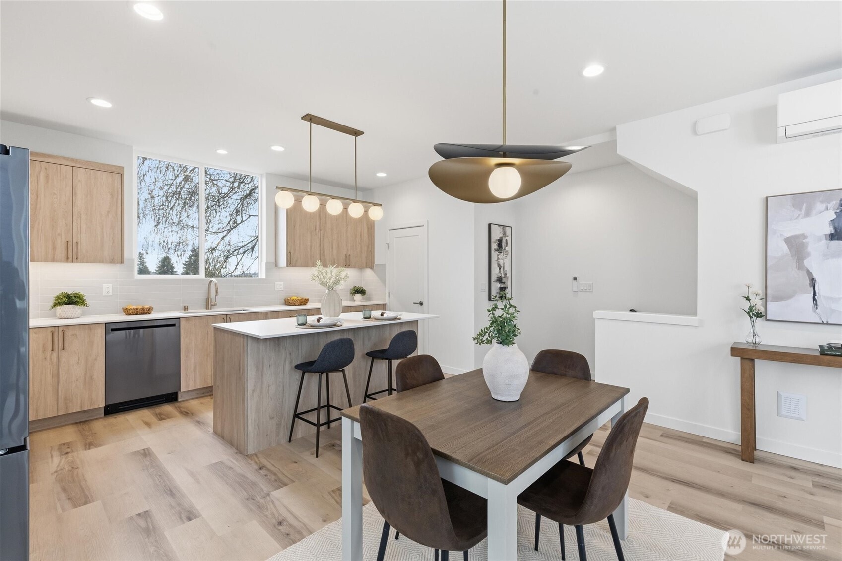 811 NW 63rd Street #A, Seattle, WA 98107