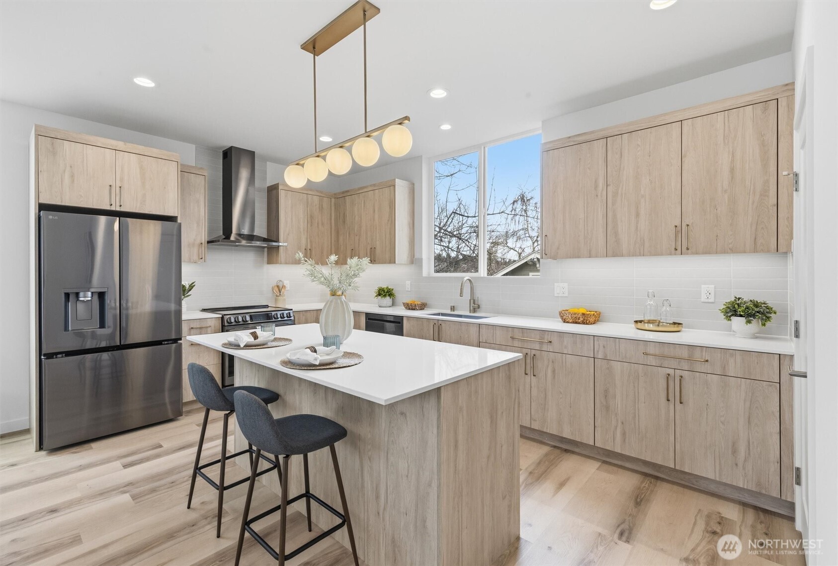 811 NW 63rd Street #A, Seattle, WA 98107