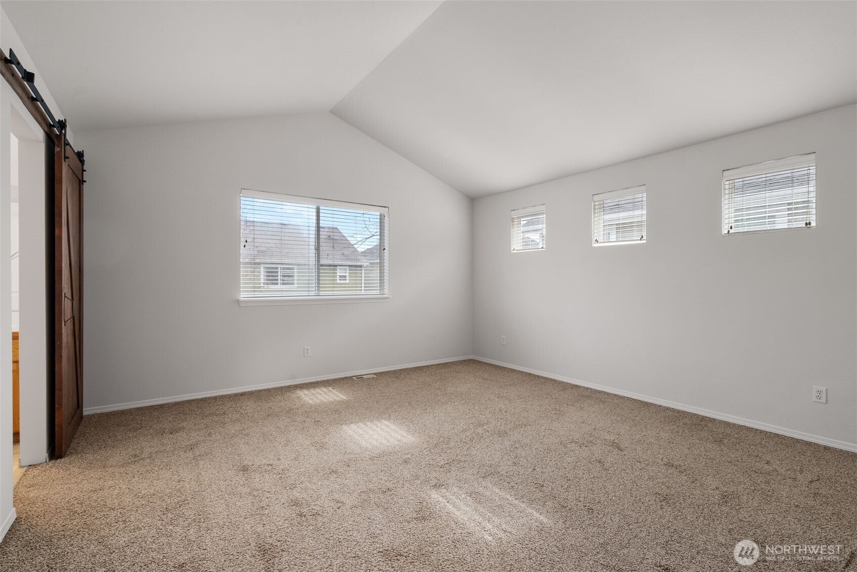 11510 185th St E , Puyallup, WA 98374